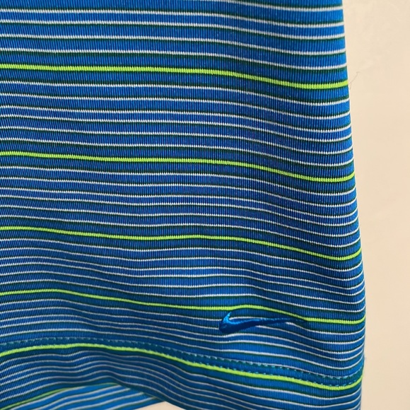 Nike golf striped collared polo style shirt - Picture 4 of 7